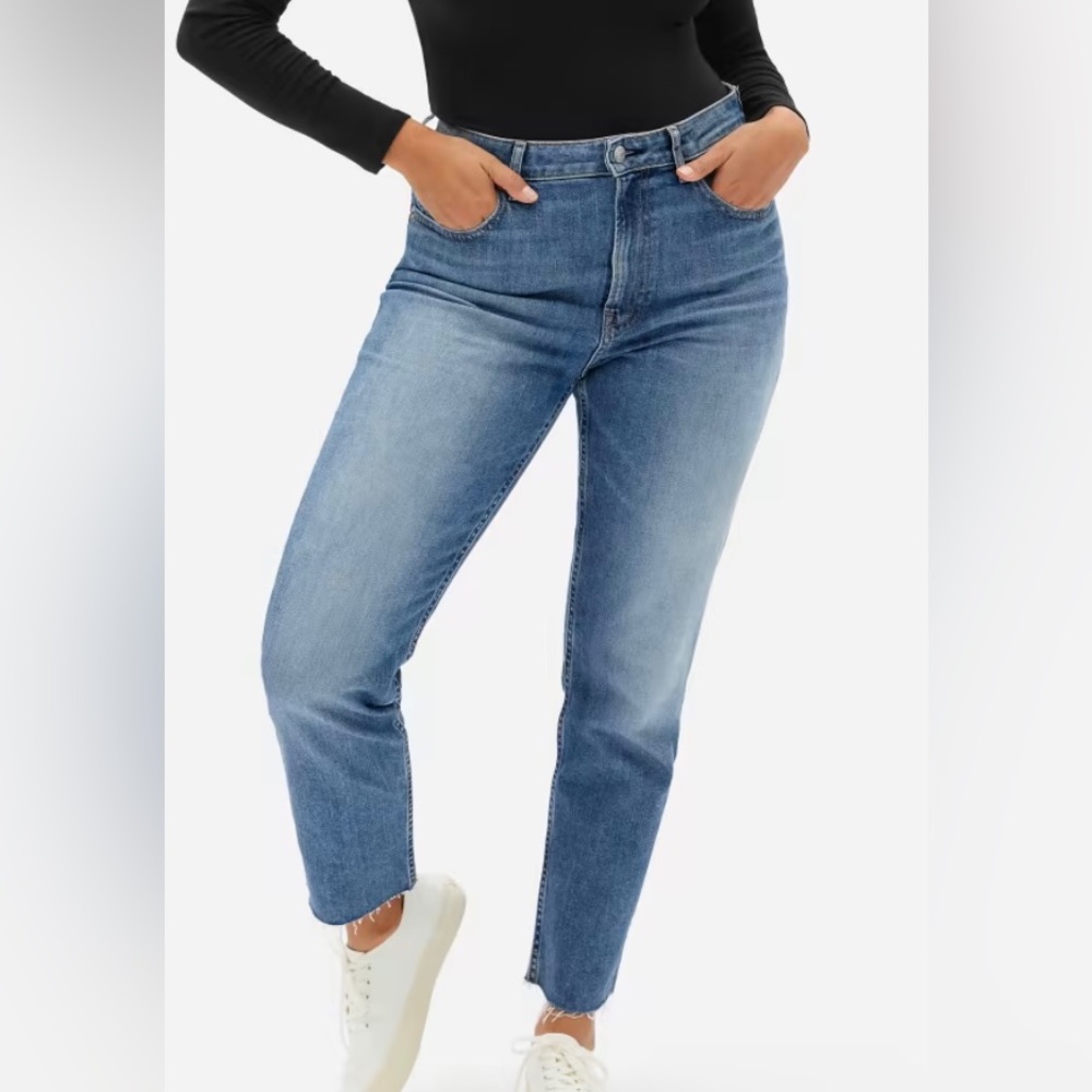 Everlane The Curvy Cheeky® Straight Jean size 32